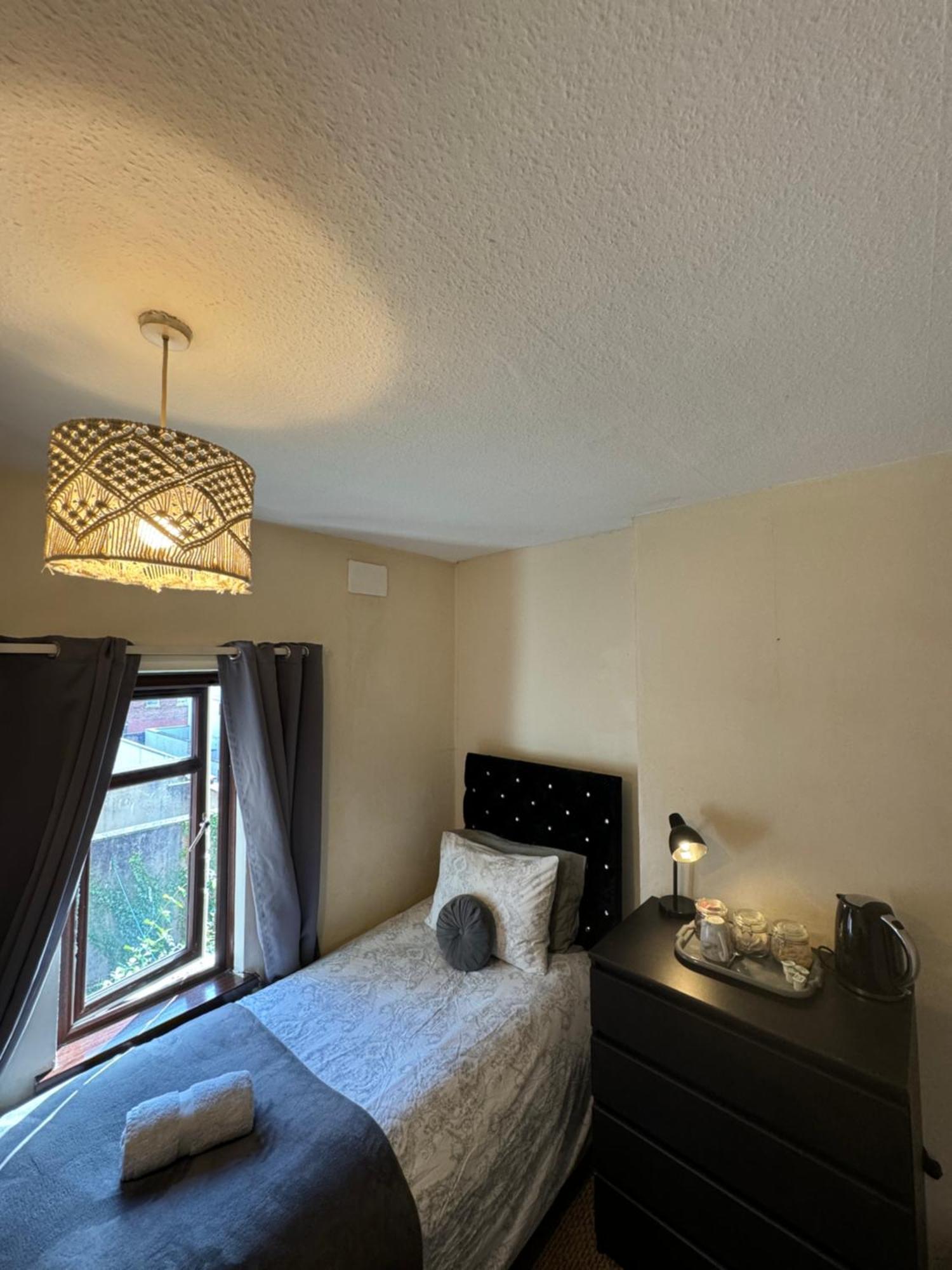 House In Antrim Road 호텔 벨파스트 외부 사진